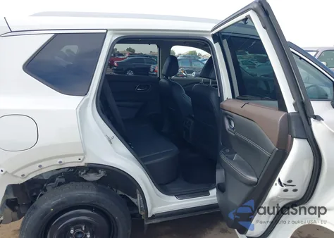 2022 Nissan Rogue Platinum Fwd z USA, uszkodzony, nr VIN JN8BT3DC2NW120753